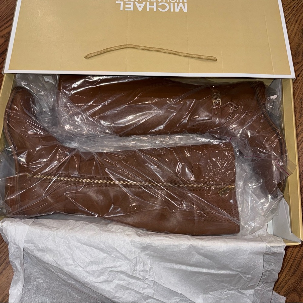 Michael Kors Kincaid Riding Boot in Luggage 7.5 NWT - Picture 5 of 6